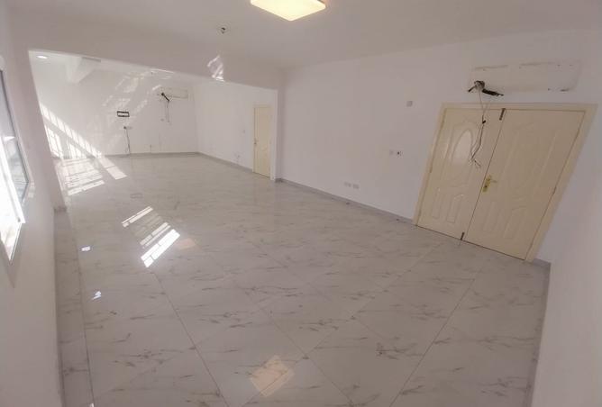 1000459 - Property Image 2