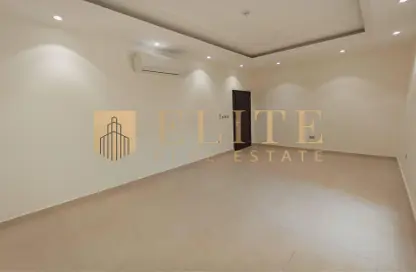 Apartment - 2 Bedrooms - 3 Bathrooms for rent in Al Nasr Street - Al Nasr - Doha