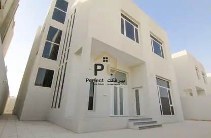 Villa - 5 Bedrooms - 6 Bathrooms for sale in Ain Khaled Villas - Ain Khaled - Doha