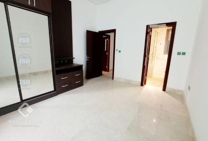 919395 - Property Image 3