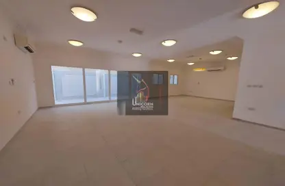 Villa - 4 Bedrooms - 5 Bathrooms for rent in Ain Khaled Villas - Ain Khaled - Doha
