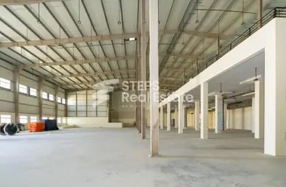 Warehouse - Studio for rent in East Industrial Street - Birkat Al Awamer - Al Wakra