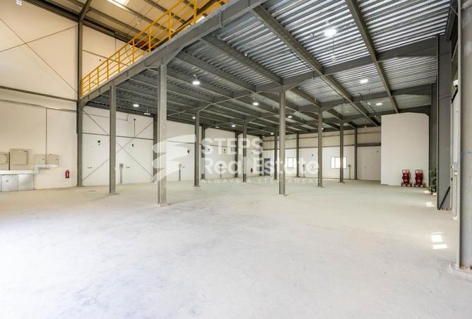 955218 - Property Main Image