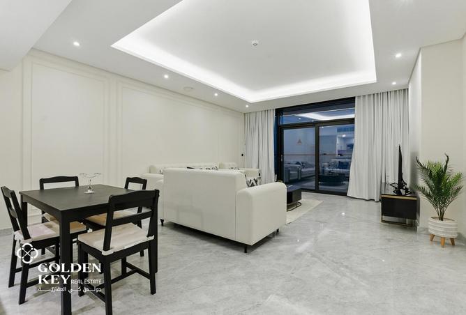 898683 - Property Image 3