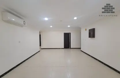 Apartment - 3 Bedrooms - 3 Bathrooms for rent in Muntazah 7 - Al Muntazah - Doha