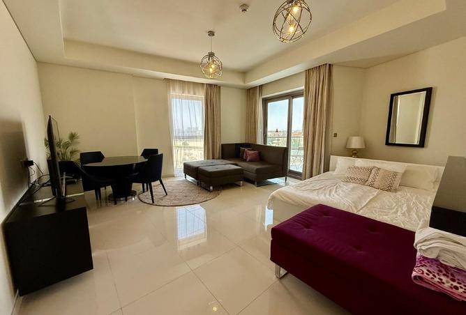 953241 - Property Image 2