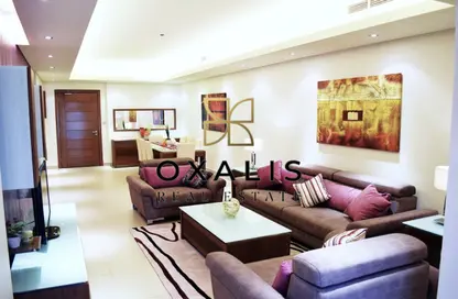 Apartment - 2 Bedrooms - 3 Bathrooms for rent in Umm Ghuwalina - Umm Ghuwailina - Doha