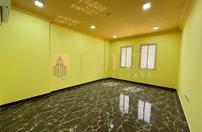 Apartment - 2 Bedrooms - 2 Bathrooms for rent in Gulf Residence - Gulf Residence - Al Nasr - Doha