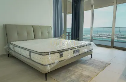 Apartment - 2 Bedrooms - 3 Bathrooms for rent in Jawharat Lusail - Marina District - Lusail