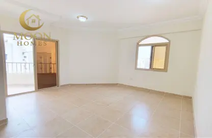 شقة - 2 غرف نوم - 2 حمامات للايجار في شارع السد - السد - الدوحة