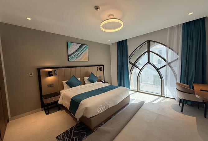950634 - Property Image 2