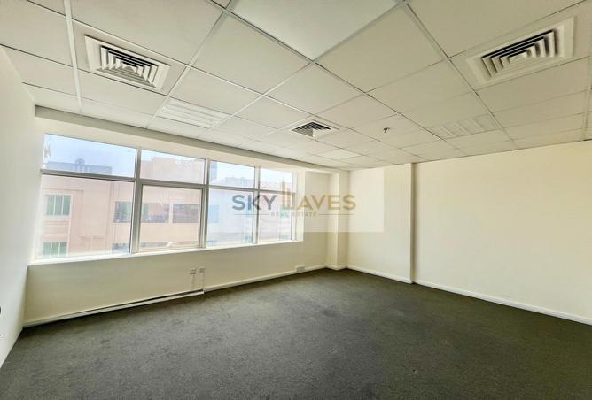 953512 - Property Image 3