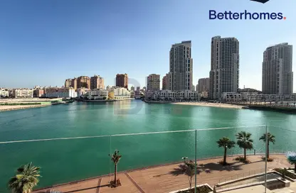 Apartment - 1 Bedroom - 2 Bathrooms for rent in Gewan Island - The Pearl Island - Doha