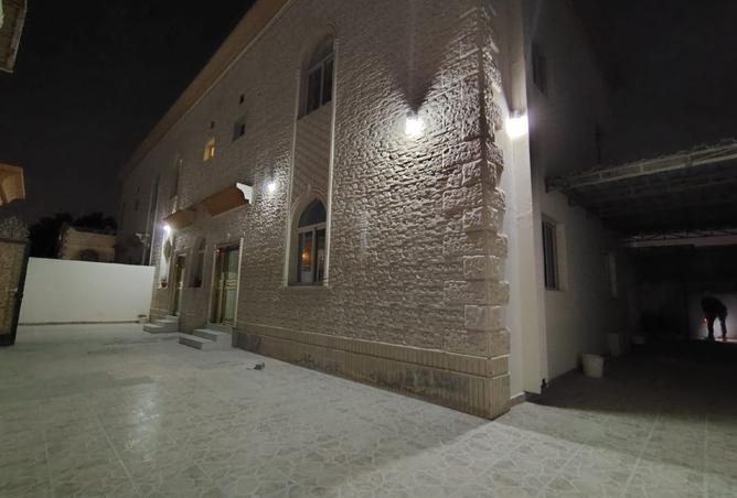 942297 - Property Image 2