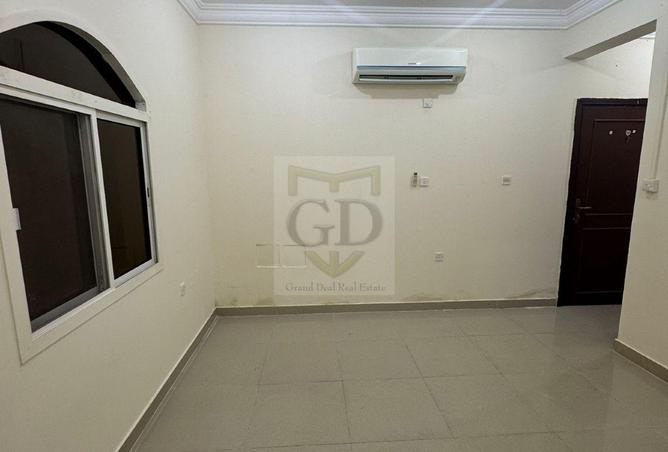 986891 - Property Image 2