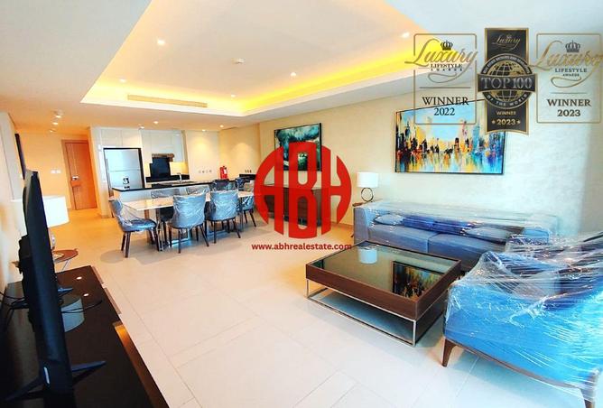 952825 - Property Image 2