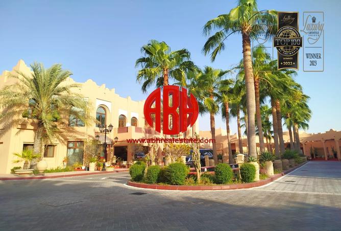 Villa - 5 Bedrooms - 6 Bathrooms for rent in West Bay Lagoon Street - West Bay Lagoon - Doha