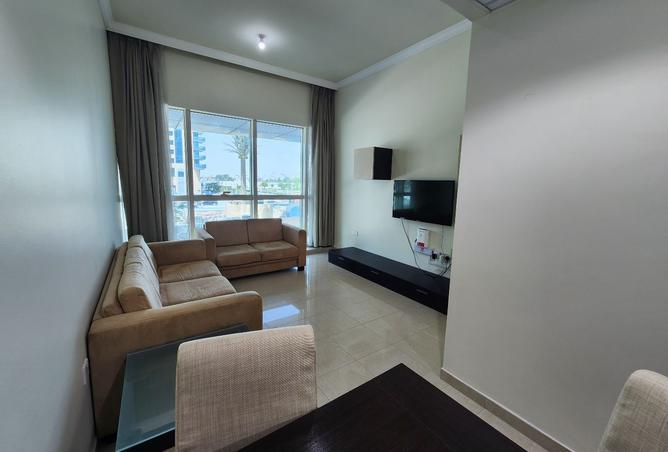 927110 - Property Image 3