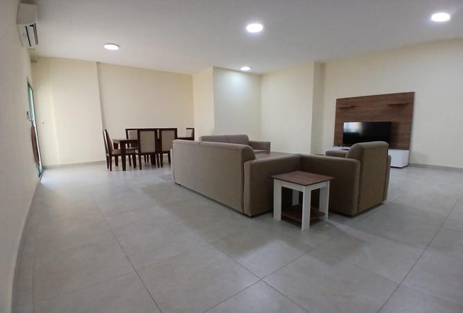 951482 - Property Image 3