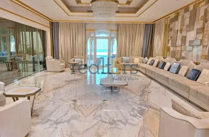 Villa - 6 Bedrooms - 7 Bathrooms for rent in Viva East - Viva Bahriyah - The Pearl Island - Doha