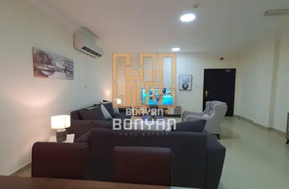 شقة - 2 غرف نوم - 2 حمامات للايجار في 43 المطار القديم - طريق المطار القديم - الدوحة