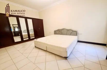 Apartment - 2 Bedrooms - 2 Bathrooms for rent in Al Mansoura - Al Mansoura - Doha