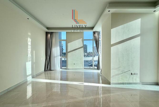 1001959 - Property Image 2