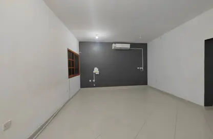 Apartment - 2 Bedrooms - 2 Bathrooms for rent in Old Airport Residential Apartments - Old Airport Road - Doha