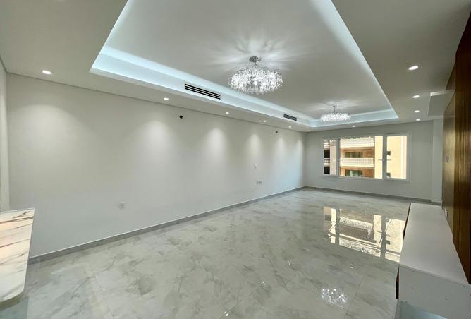 958445 - Property Image 3