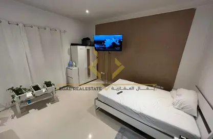شقة - 1 حمام للايجار في الدفنة - الدفينة - الدوحة