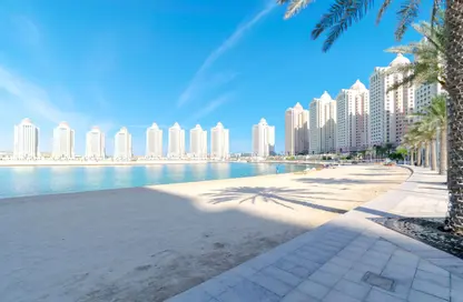 Apartment - 2 Bedrooms - 3 Bathrooms for rent in Viva West - Viva Bahriyah - The Pearl Island - Doha