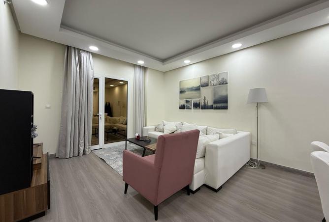 999282 - Property Image 2