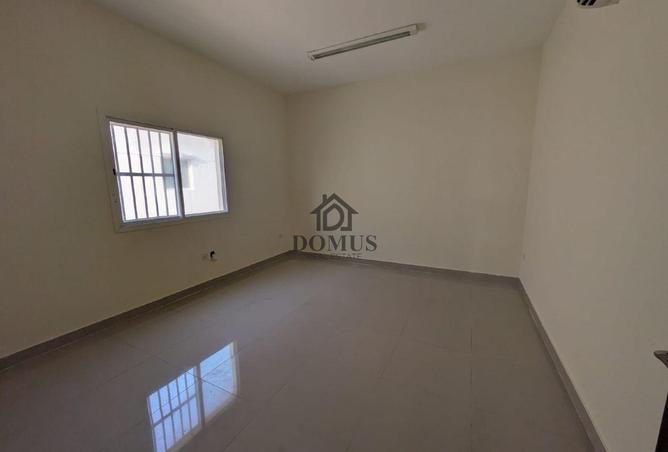 976967 - Property Image 2