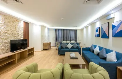 Apartment - 2 Bedrooms - 2 Bathrooms for rent in Musheireb - Musheireb - Doha