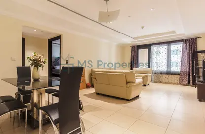 Apartment - 1 Bedroom - 2 Bathrooms for rent in East Porto Drive - Porto Arabia - The Pearl Island - Doha