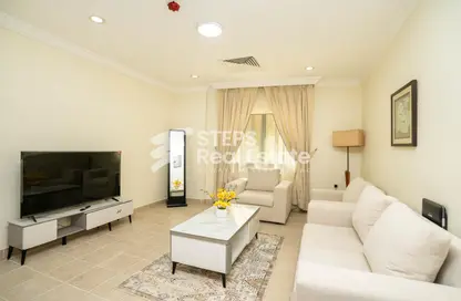 Apartment - 1 Bedroom - 1 Bathroom for rent in Al Khayareen Tower - Old Salata - Salata - Doha