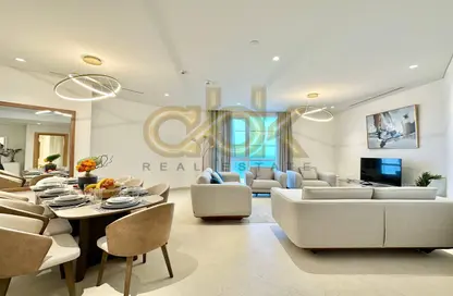 Apartment - 2 Bedrooms - 3 Bathrooms for rent in Floresta Gardens - Floresta Gardens - The Pearl Island - Doha