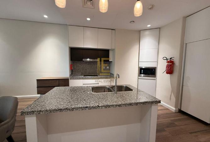 982628 - Property Image 2