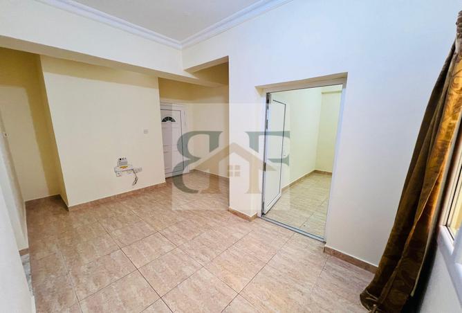 981351 - Property Image 2