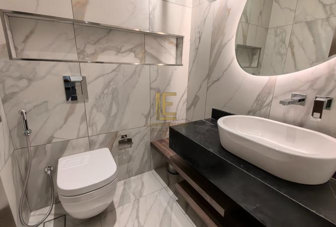 907826 - Property Image 3