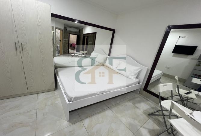 972880 - Property Image 2