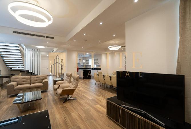 944656 - Property Image 2