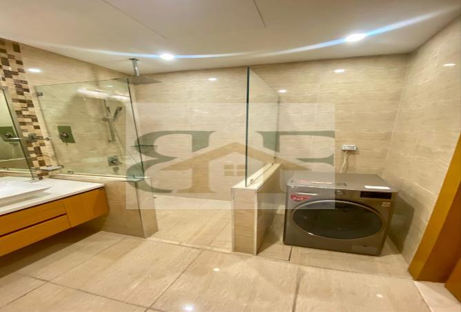 987612 - Property Image 3