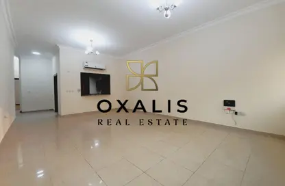 Apartment - 2 Bedrooms - 2 Bathrooms for rent in Al Muntazah Street - Al Muntazah - Doha