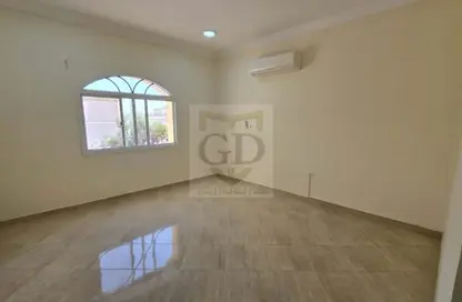 Apartment - 1 Bathroom for rent in Maamoura Villas - Al Maamoura - Doha