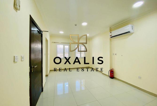 991573 - Property Image 3