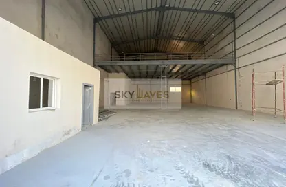 Warehouse - Studio for rent in East Industrial Street - Birkat Al Awamer - Al Wakra
