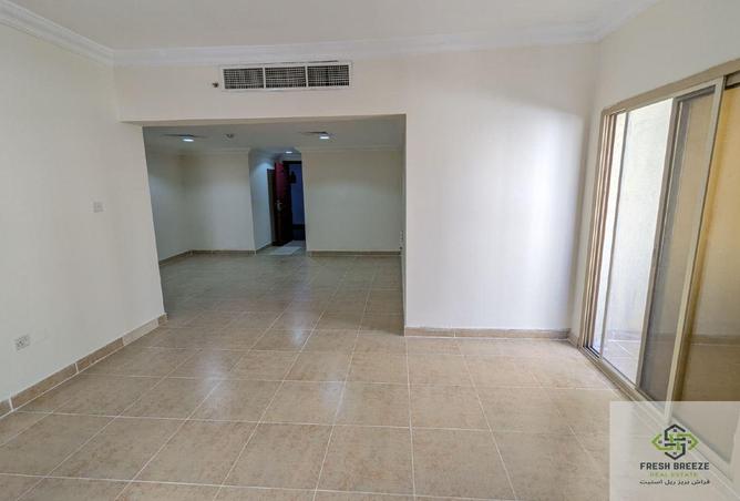 970467 - Property Image 3