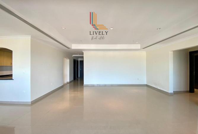 957115 - Property Image 2