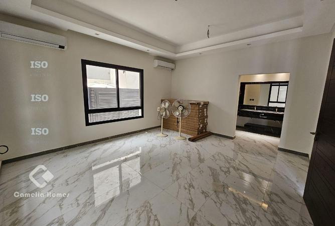 949974 - Property Image 2